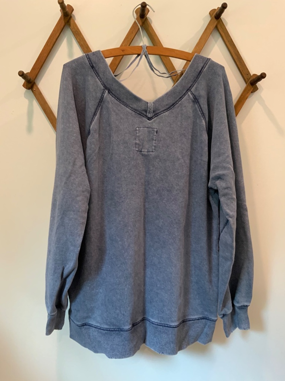 Aerie Oversized Off the Shoulder Sweatshirt - Picture 2 of 3